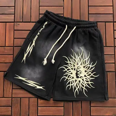 ￥~125 HELLSTAR SHORTS 55062106 (im 180CM 68KG iwear size S in the photo)