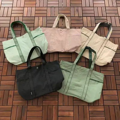 ￥~179 L🔥🔥UL🔥M🔥N BAG 66062229 （长49CM*宽33CM*高15CM）