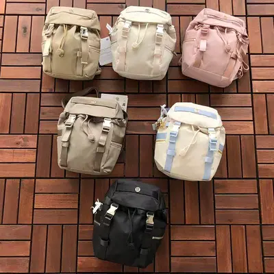 ￥~169 L🔥🔥UL🔥M🔥N BAG 66062238（长17CM*宽18CM*高8CM）