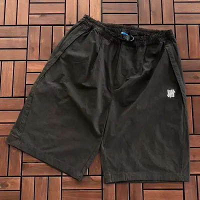 ￥139 UNDEFEATED SHORTS 88062412 (im 185CM 80KG iwear size M in the photo)