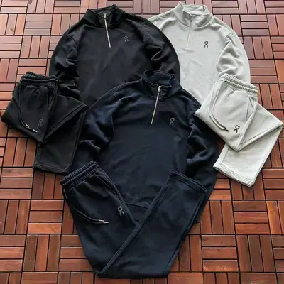 TOP￥~135 PANTS￥~125 ON RU🔥🔥I🔥G SWEATER TROUSERS 66062454(im 185CM 70KG iwear size M in the photo)