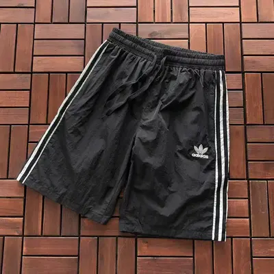 ￥~109 🔥DI🔥AS SHORTS 66062555 (im 180CM 68KG iwear size M in the photo)