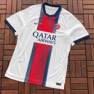 ￥~85 FOOTBALL T-SHIRT 55062541 (im 180CM 68KG iwear size XL in the photo)