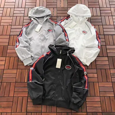 ¥~189 G🔥C🔥I JACKET 66062536 (im 180CM 68KG iwear size M in the photo)