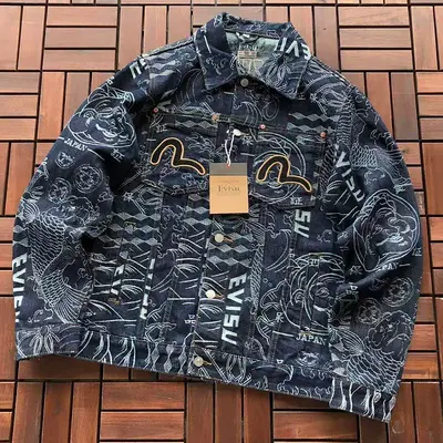 ￥~185 EVISU JACKET 77062537 (im 185CM 80KG iwear size M in the photo)