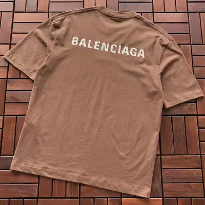 ￥~179 B🔥L🔥🔥🔥IA🔥A T-SHIRT 66062801 (im 185CM 70KG iwear size M in the photo)
