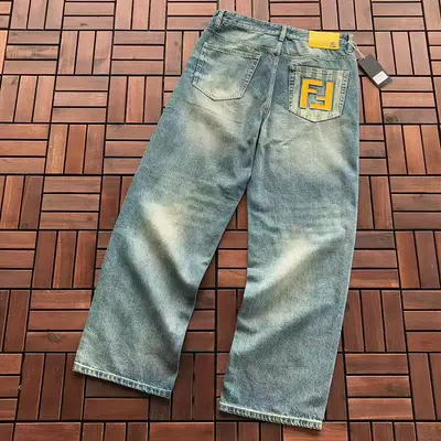 ¥~175 F🔥🔥D🔥JEANS 66063004 (im 180CM 68KG iwear size 33 in the photo)