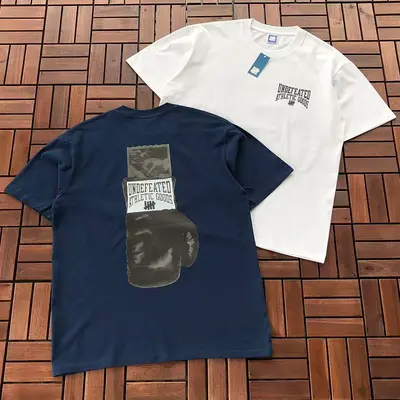 ¥~85 UNDEFEATED T-SHIRT 55070180 (im 180CM 68KG iwear size L in the photo)