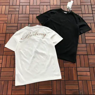 ￥~159 B🔥RB🔥RRY T-SHIRT 77063059 (im 185CM 70KG iwear size M in the photo)