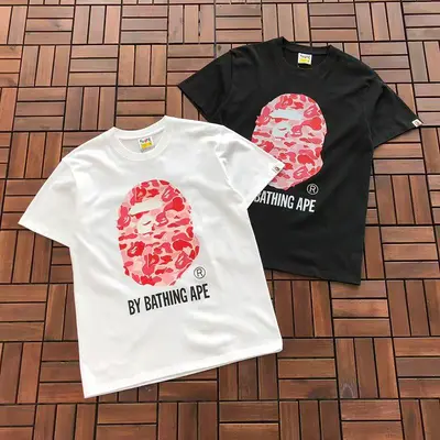 ￥~79 BAPE T-SHIRT 77063010 (im 185CM 70KG iwear size M in the photo)