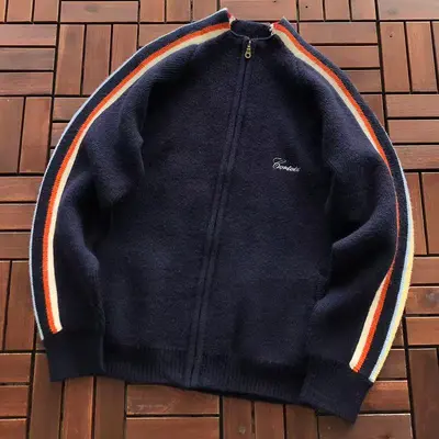 ￥~199 C🔥RT🔥🔥Z SWEATER 77063079 (im 185CM 70KG iwear size S in the photo)