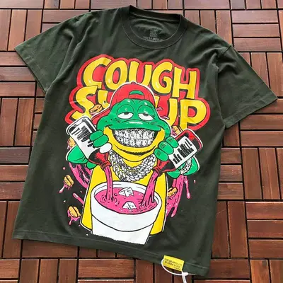 ￥ ~ 115 TH🔥T'S A AW🔥UL L🔥T OF C.. T-SHIRT 55070230 (im 185CM 70KG iwear size M in the photo)