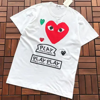 ¥ ~ 95 CDG T-SHIRT 55070362 (im 185CM 70KG iwear size L in the photo)