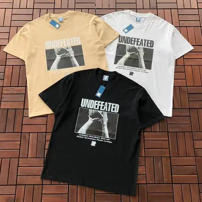 ￥~85 UNDEFEATED T-SHIRT 55070620 (im 185CM 80KG iwear size L in the photo)