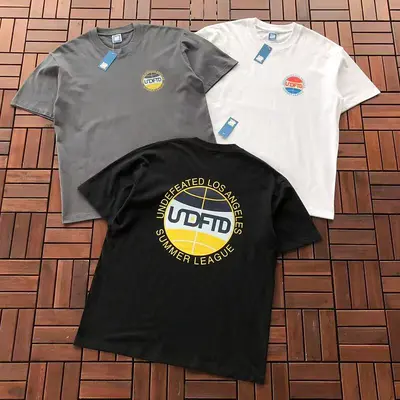 ￥~85 UNDEFEATED T-SHIRT 55070625 (im 185CM 80KG iwear size L in the photo)