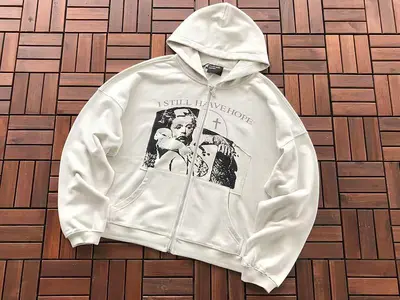 ￥~179 E.R.D HOODIE 77070855 (im 185CM 70KG iwear size M in the photo)