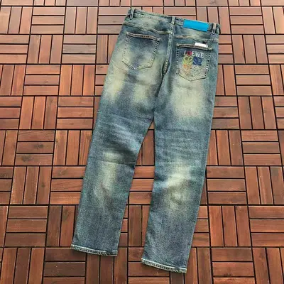¥~135 L🔥E🔥🔥JEANS 55070941 (im 185CM 70KG iwear size 34 in the photo)