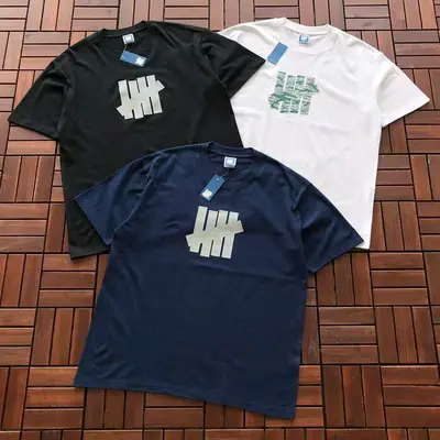 ￥~85 UNDEFEATED T-SHIRT 55071030 (im 185CM 70KG iwear size L in the photo)