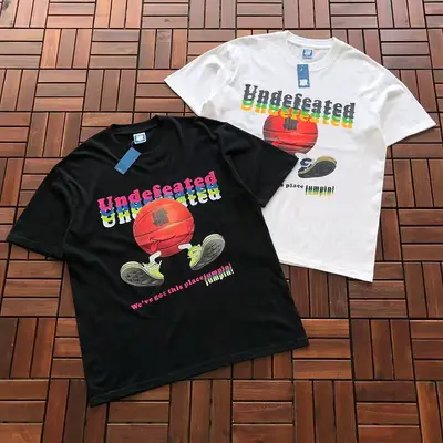 ¥~85 UNDEFEATED T-SHIRT 55071042 (im 185CM 70KG iwear size L in the photo)