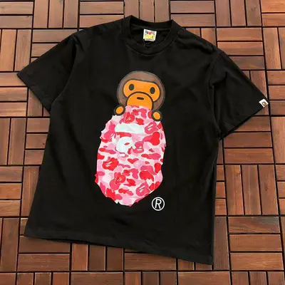 ¥~75 BAPE T-SHIRT 66071417 (im 185CM 70KG iwear size M in the photo)