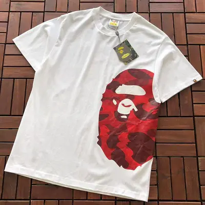 ¥~75 BAPE T-SHIRT 66071414 (im 185CM 70KG iwear size M in the photo)