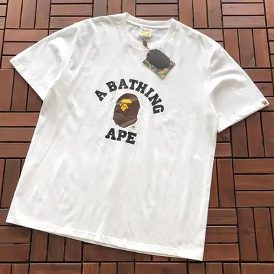 ¥~75 BAPE T-SHIRT 66071411 (im 185CM 70KG iwear size XL in the photo)
