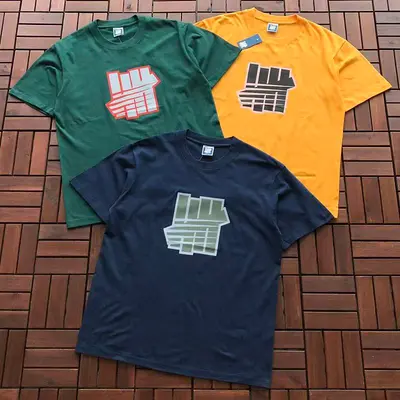 ¥~85 UNDEFEATED T-SHIRT 55071621 (im 185CM 70KG iwear size M in the photo)