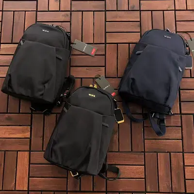 ¥~189 TUMI BAG 66071735(长19CM*宽30CM*高7CM)
