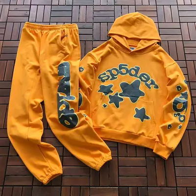 TOP￥~185 PANTS￥~185 S🔥5D🔥R HOODIE TROUSERS 66071951 (im 185CM 70KG iwear size M in the photo)