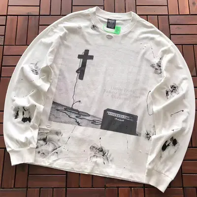 ￥ ~ 135 CHOOOSELF LONG-SLEEVE 55071916 (im 185CM 70KG iwear size S in the photo)