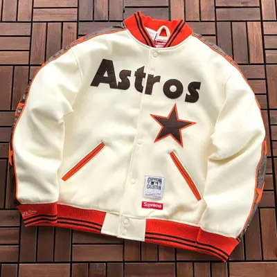 ¥399 S🔥P🔥E🔥E & MITCHELL & NESS COTTON JACKET 88072124 (im 185CM 80KG iwear size M in the photo)