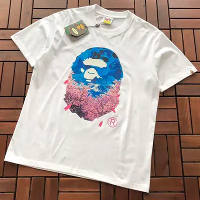 ¥~79 BAPE T-SHIRT 77072151 (im 185CM 70KG iwear size L in the photo)