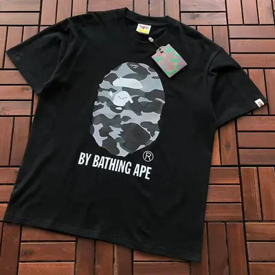 ¥~79 BAPE T-SHIRT 77072138 (im 185CM 70KG iwear size L in the photo)