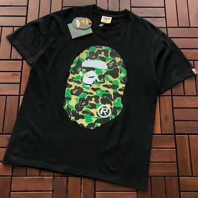 ¥~79 BAPE T-SHIRT 77072143 (im 185CM 70KG iwear size L in the photo)