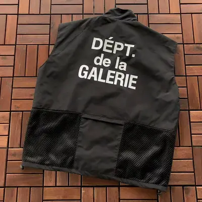¥~199 GALLERY DEPT VEST 77071113 (im 185CM 70KG iwear size XL in the photo)