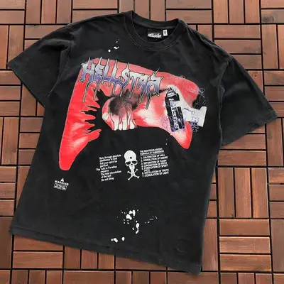 ￥~89 HELLSTAR T-SHIRT 77072267 (im 185CM 80KG iwear size M in the photo)