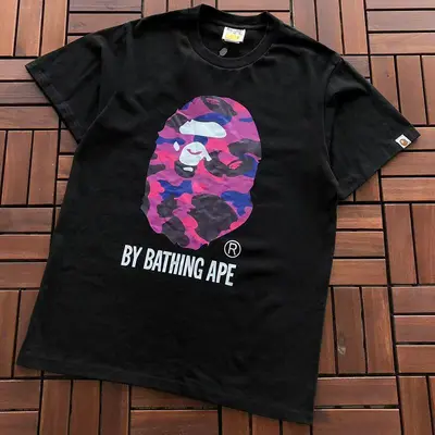 ￥~75 BAPE T-SHIRT 66072261 (im 185CM 70KG iwear size M in the photo)