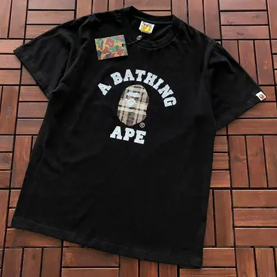¥~75 BAPE T-SHIRT 66072213 (im 185CM 70KG iwear size S in the photo)