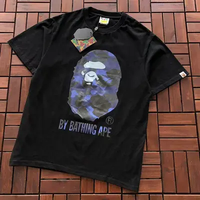 ¥~75 BAPE T-SHIRT 66072210 (im 185CM 70KG iwear size S in the photo)