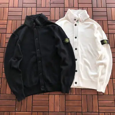 ￥~299 ST🔥🔥E SWEATER 11120306 (im 180CM 68KG iwear size L in the photo)