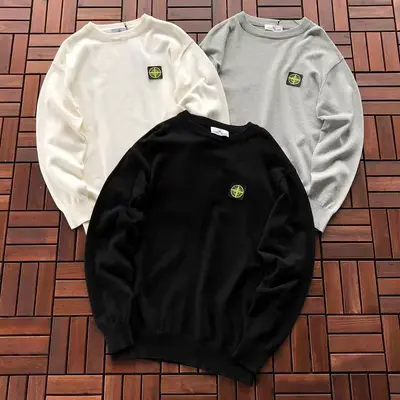 ￥~179 ST🔥🔥E SWEATER 11100523 (im 180CM 68KG iwear size M in the photo)