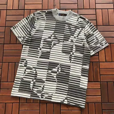 ￥ ~ 179 L🔥T-SHIRT SWEATER 55073055 (im 185CM 70KG iwear size S in the photo)