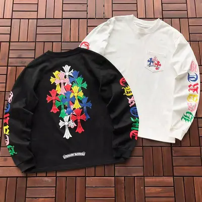 ¥~135 CH🔥OM🔥 HE🔥RTS LONG-SLEEVE 77073128 (im 185CM 80KG iwear size M in the photo)
