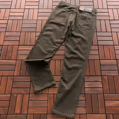 ￥~135 B🔥RB🔥RRY JEANS 55073123 (im 185CM 70KG iwear size 33 in the photo)