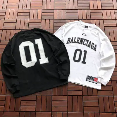 ¥~185 B🔥L🔥🔥🔥IA🔥A LONG-SLEEVE 66080251 (im 185CM 70KG iwear size L in the photo)
