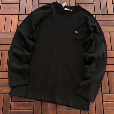 ¥~179 B🔥RB🔥RRY LONG-SLEEVE 77080409 (im 185CM 70KG iwear size M in the photo)