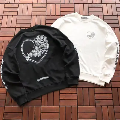 ￥~219 CH🔥OM🔥 HE🔥RTS SWEATER 66080420 (im 185CM 70KG iwear size L in the photo)