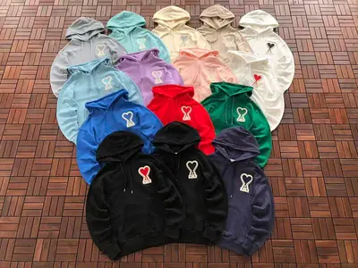 ￥ 179 A🔥I HOODIE 88080628 (im 185CM 80KG iwear size M in the photo)
