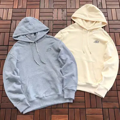 ￥ 185 A🔥I HOODIE 88080603 (im 185CM 70KG iwear size M in the photo)