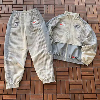 TOP ¥ 308 PANTS ¥ 288 P🔥LA🔥E & N🔥K🔥JACKET TROUSERS 88080910